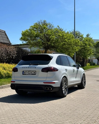 Porsche Cayenne cena 264450 przebieg: 190000, rok produkcji 2016 z Warszawa małe 67